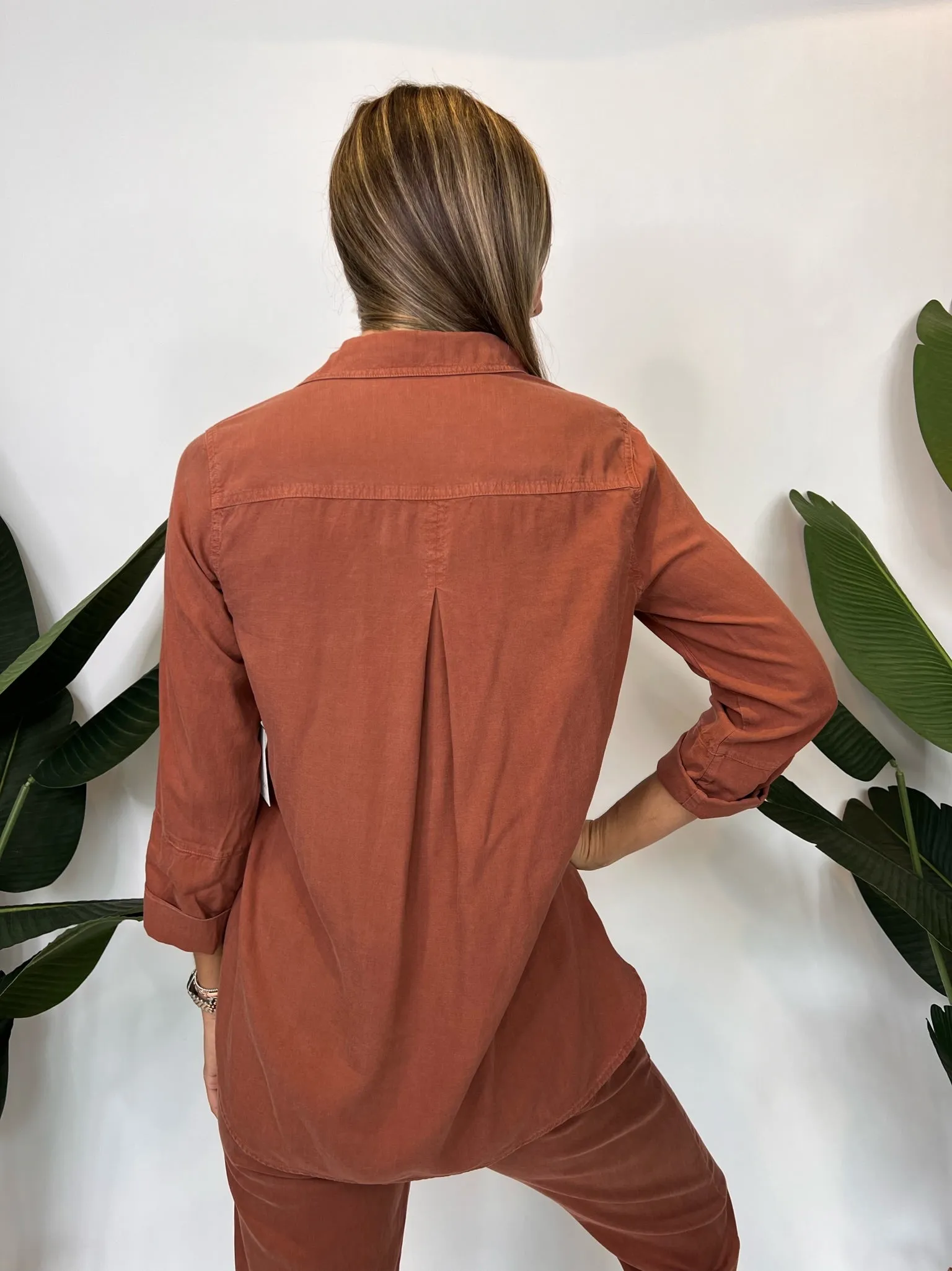 Bella Dahl Shirt Tail Button Down