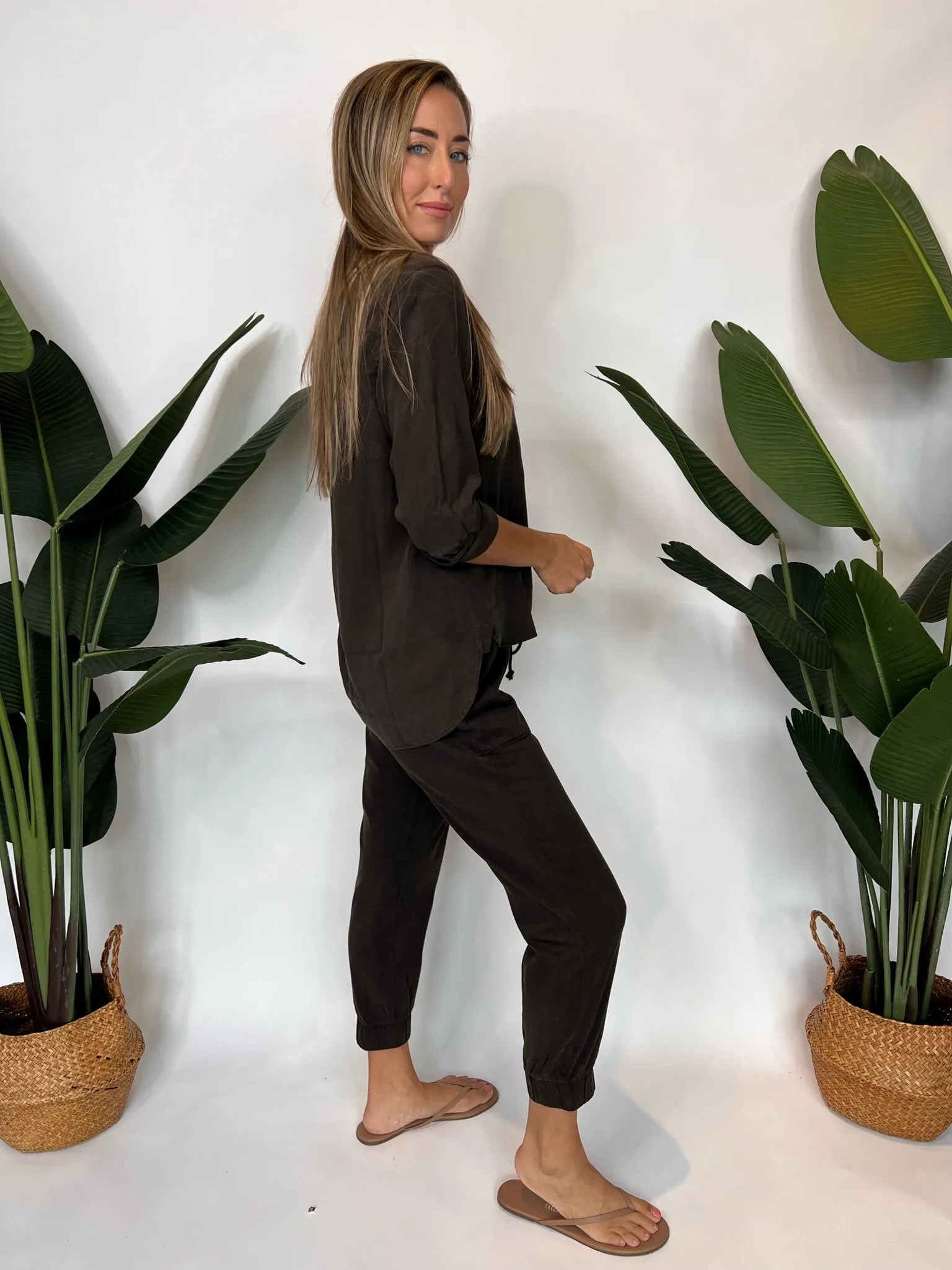 Bella Dahl Shirt Tail Button Down