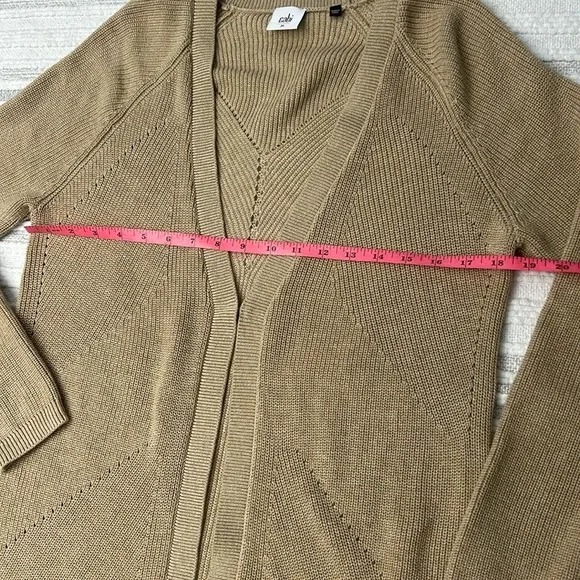 Cabi Womens Long Knit Cardigan Duster Sweater Tan Color Sz M Eye &amp; Hook Closure