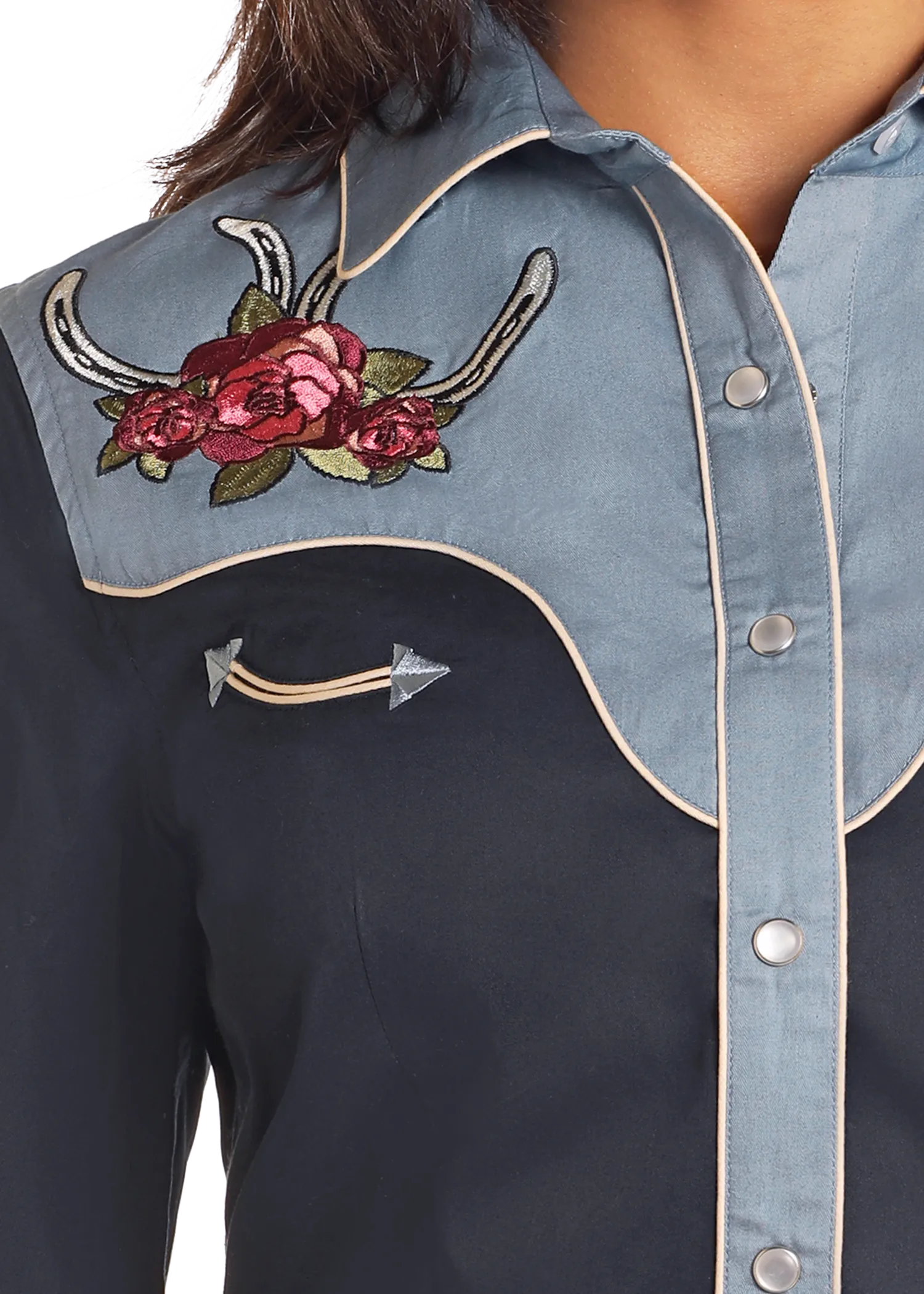Embroidered Retro Snap Shirt