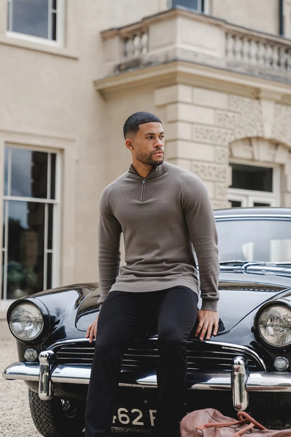Half Zip Neck in Mole