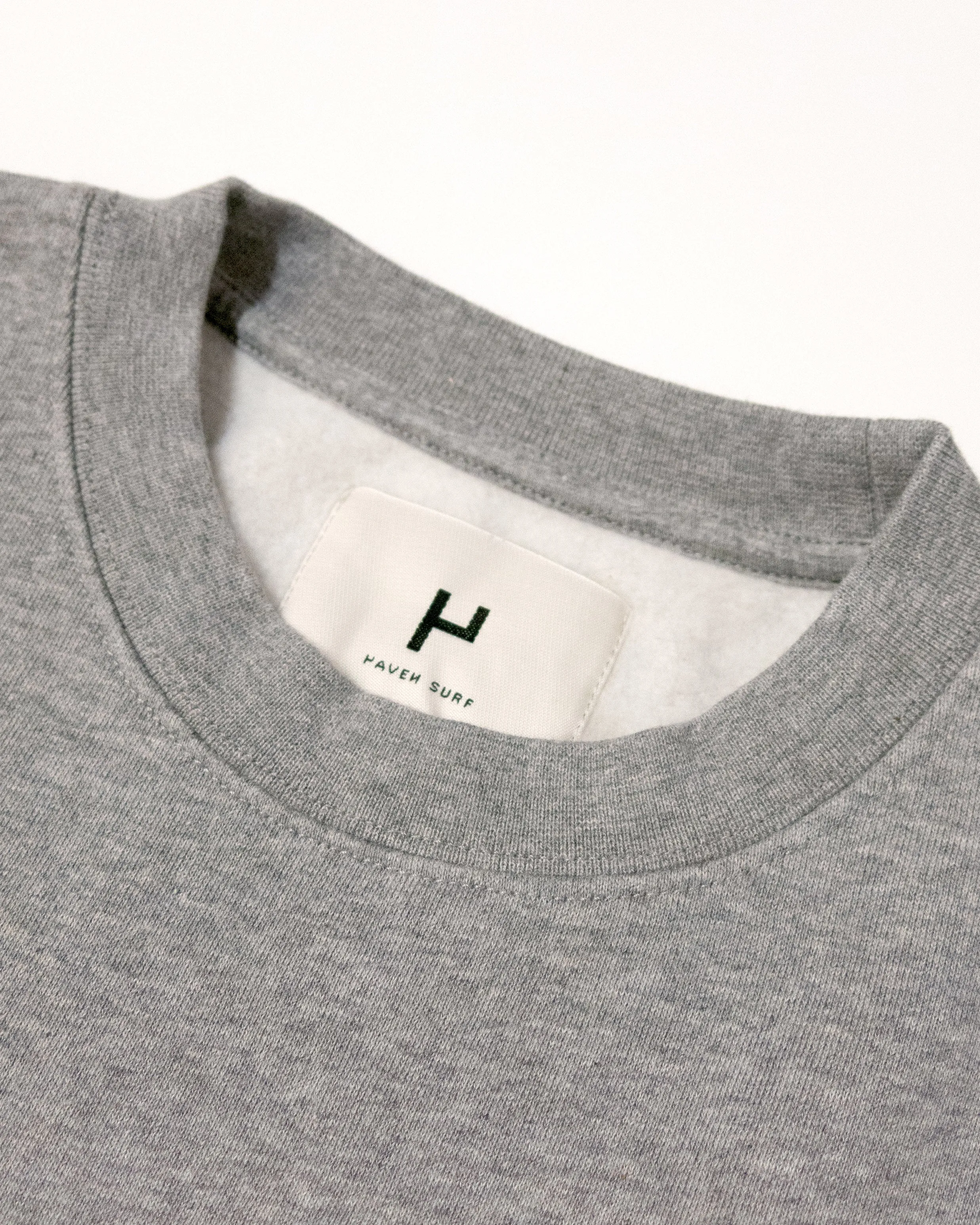 Haven Surf - Base Crew Sweat w/ H - logo patch - Heather Grey