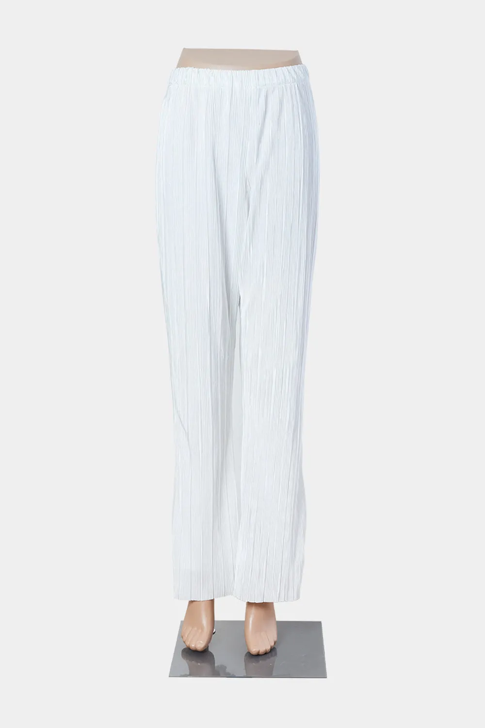 Maurie   Eve White Pleat Plants