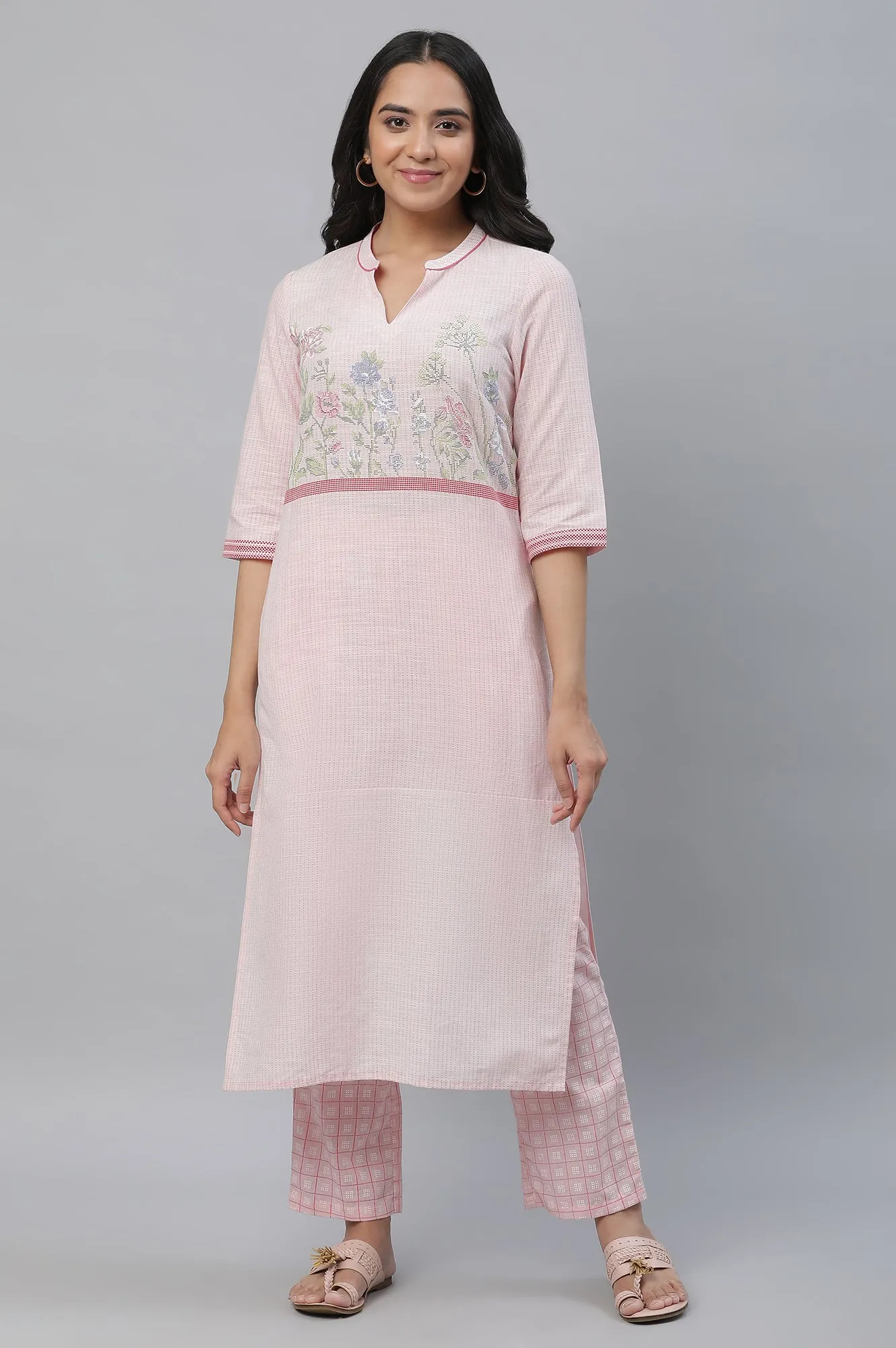 Pink Floral Printed Casual Kurta