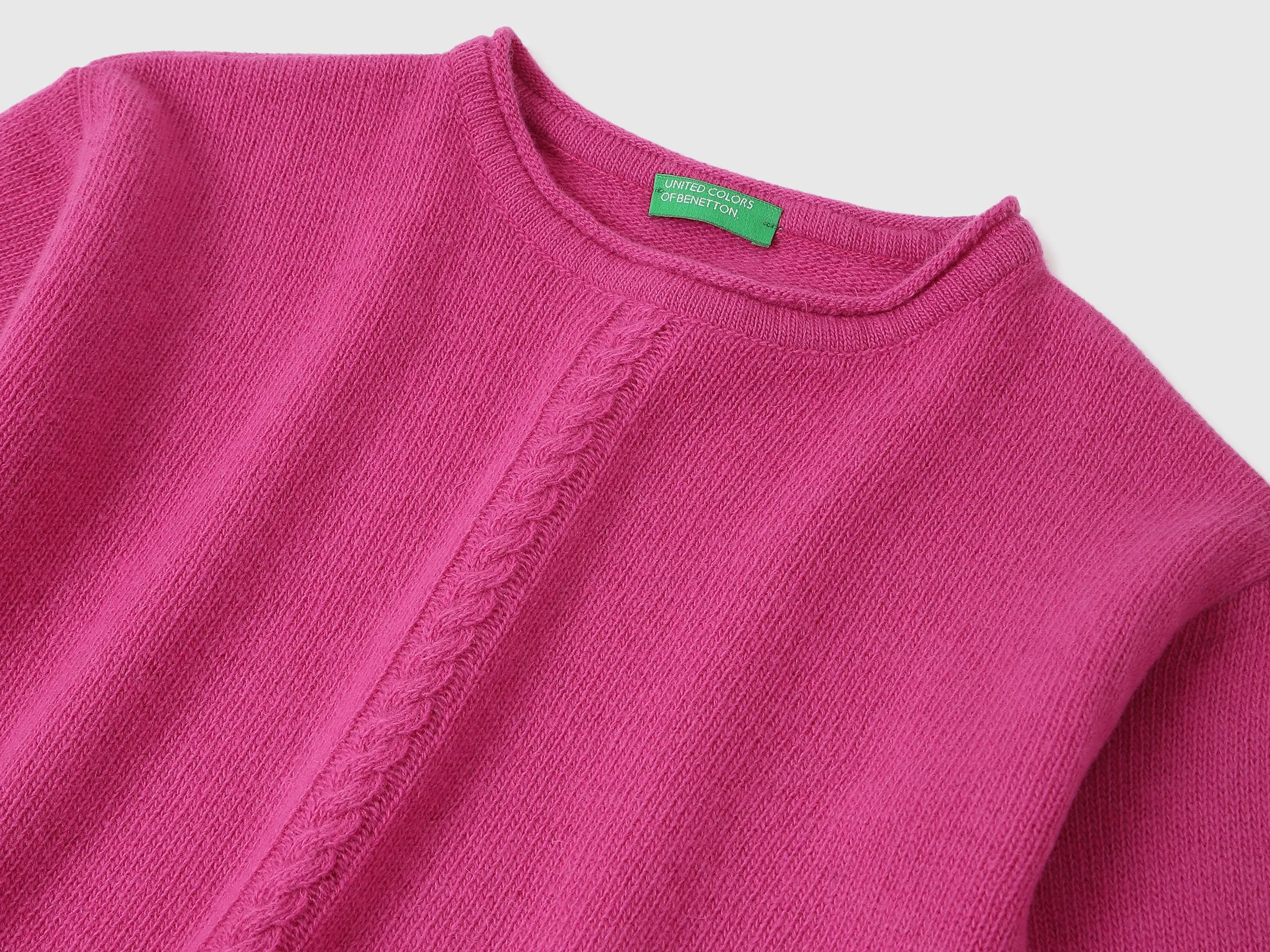 Regular Fit Round Neck Textured Sweater
