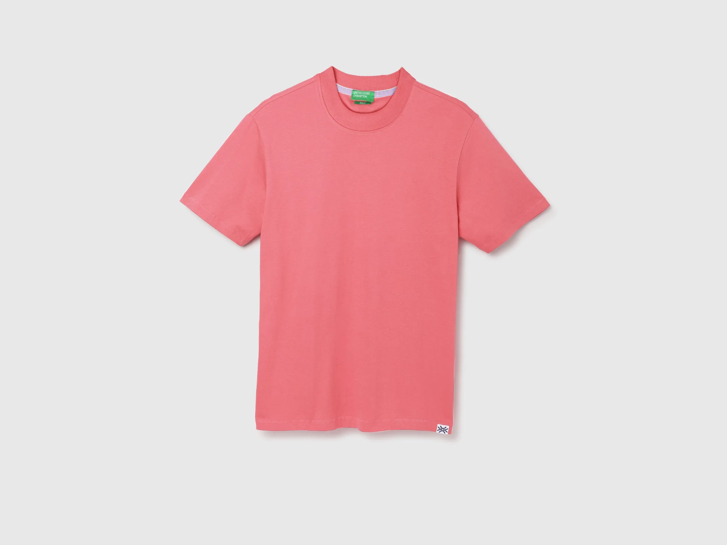 Relaxed Fit Round Neck Solid Pattern T-shirt