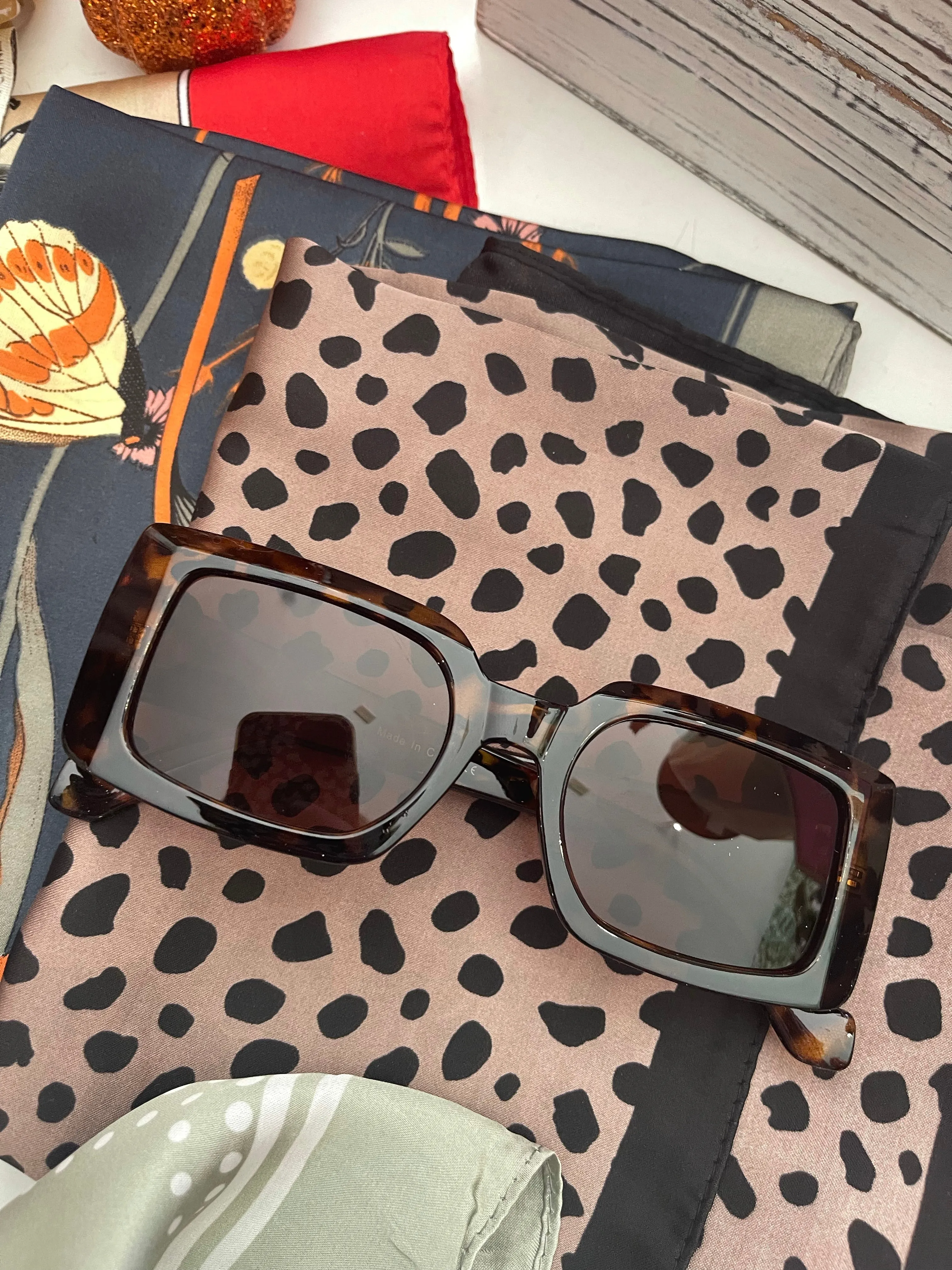 Retro Rectangle Sunnies