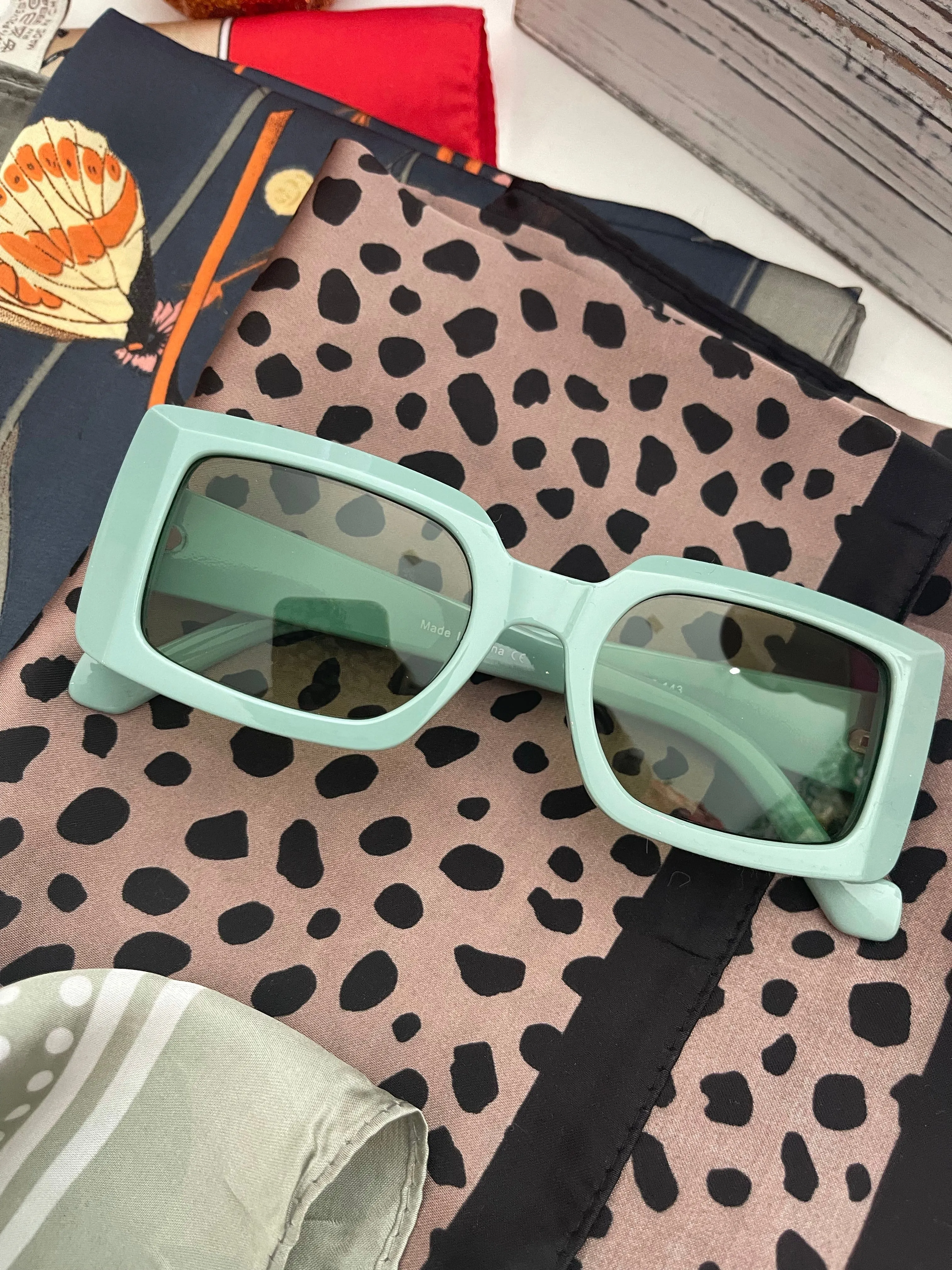 Retro Rectangle Sunnies