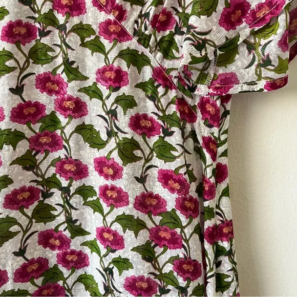 Roller Rabbit Floral Issa Dress Pink Silk V-Neck Flutter Sleeve Midi size XS