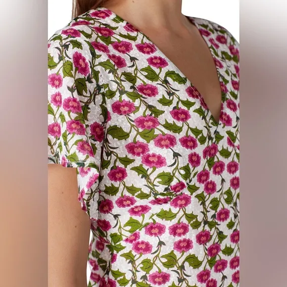 Roller Rabbit Floral Issa Dress Pink Silk V-Neck Flutter Sleeve Midi size XS