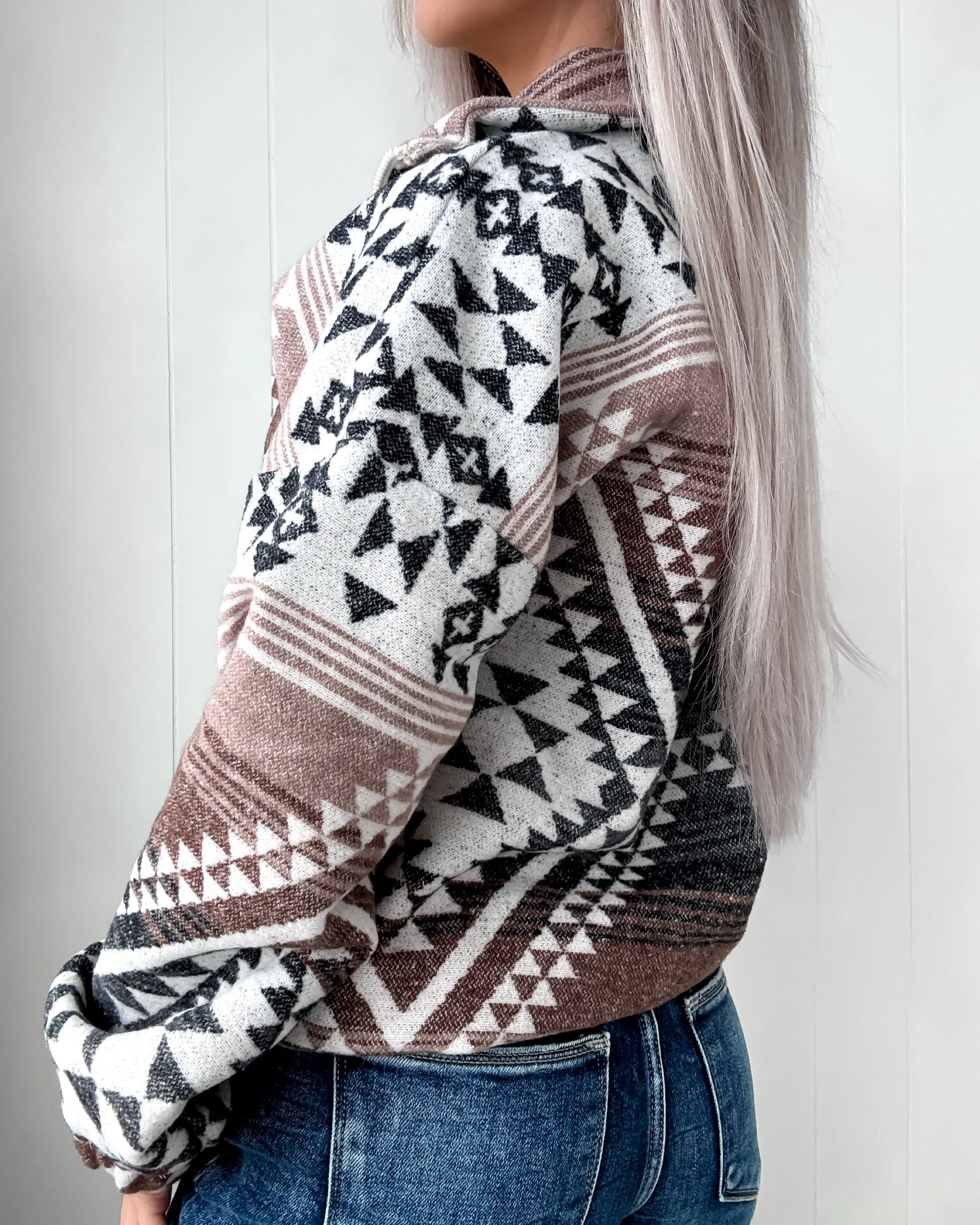 Taquera Rosa Aztec Pullover - Black