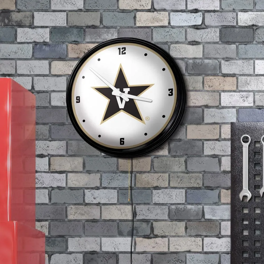 Vanderbilt Commodores: Retro Lighted Wall Clock