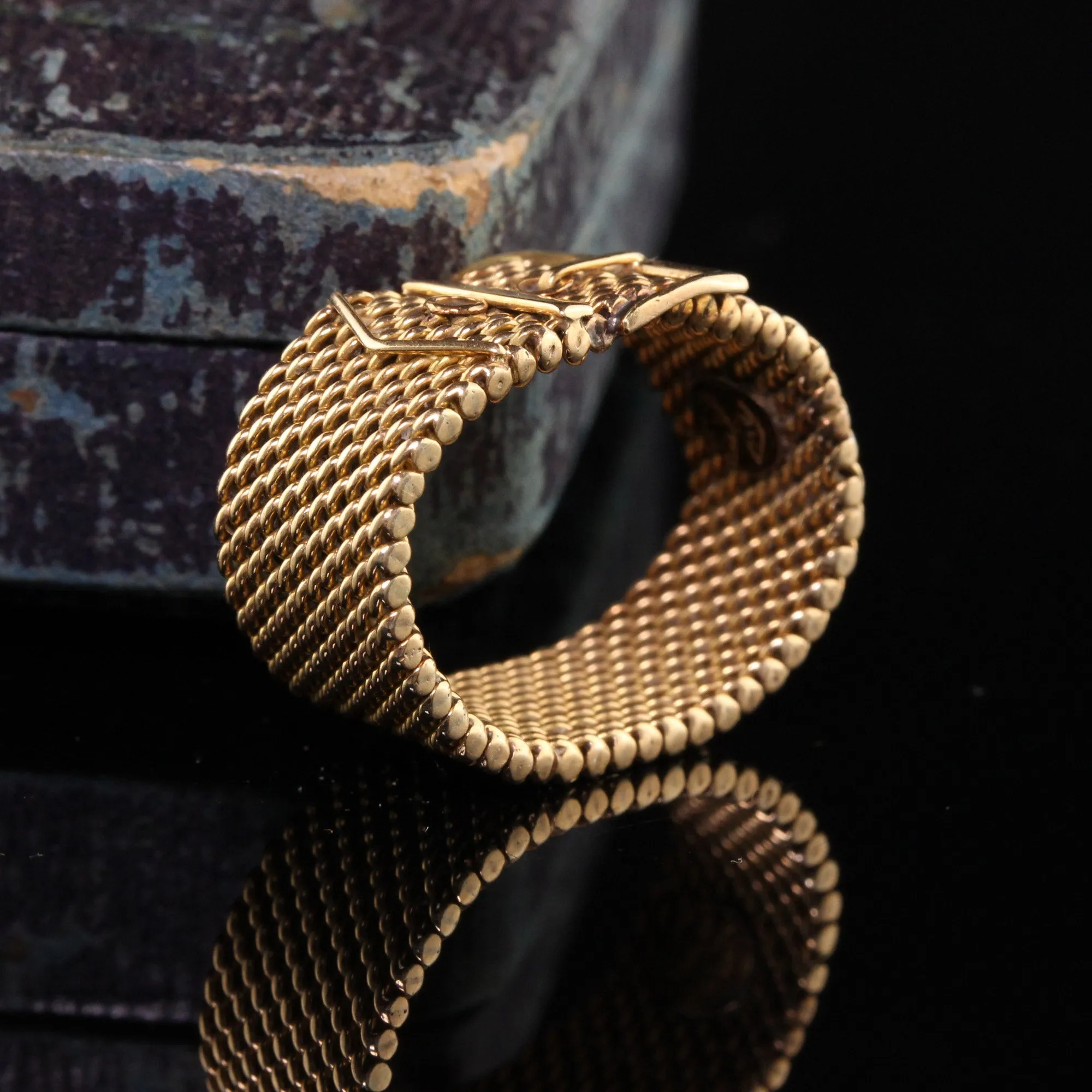 Vintage Retro 18K Yellow Gold Mesh Flexible Buckle Ring